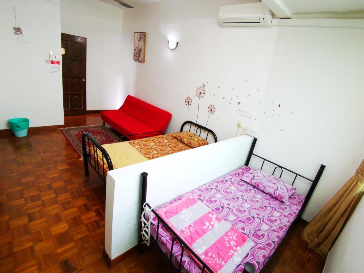 Lpm Room Tanjung Bungah  Buitenkant foto